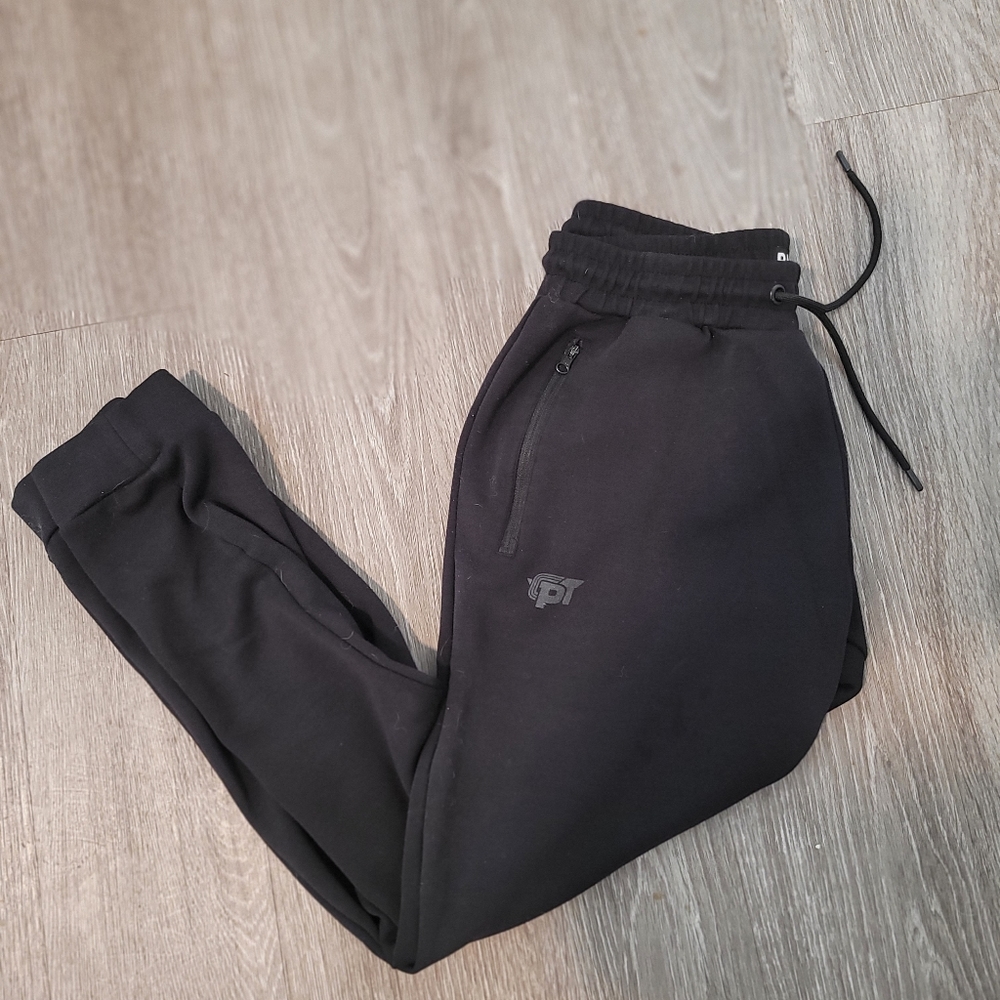 RARR CPT Black Joggers